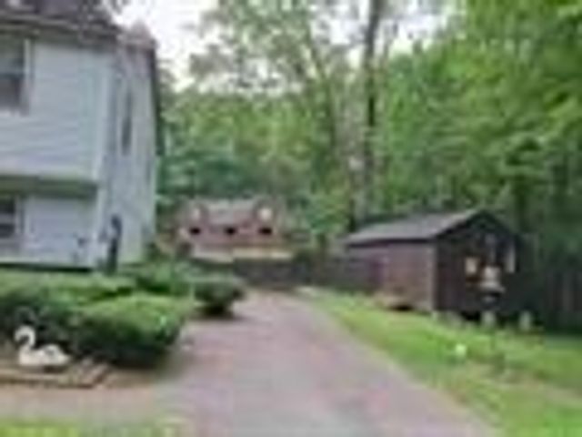 62 Thornell Rd, Newton, NH 03858