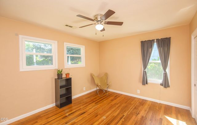 716 Hamilton Street, Medford, OR 97501
