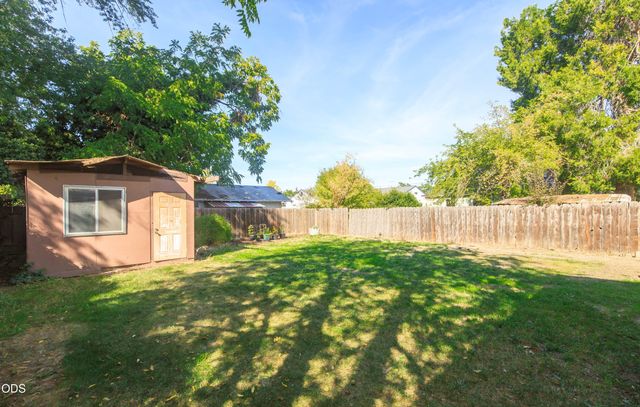 716 Hamilton Street, Medford, OR 97501