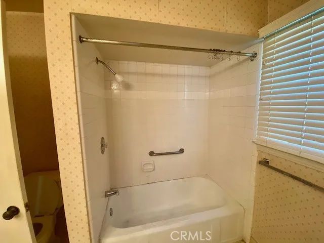 8 W 25th Street, Merced, CA 95340
