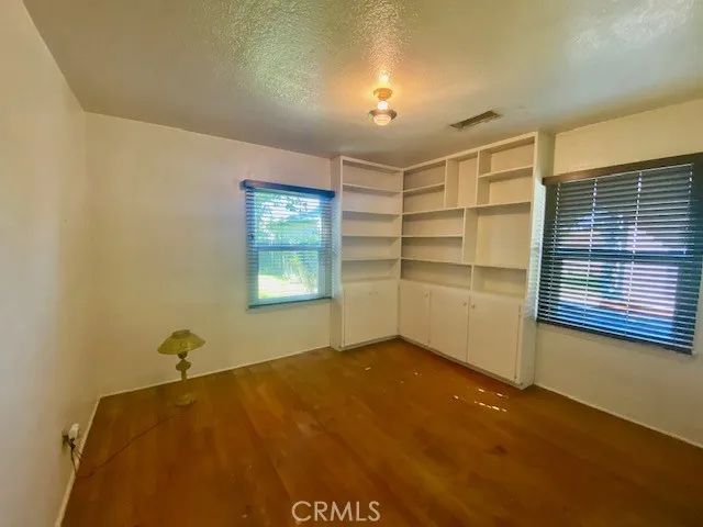 8 W 25th Street, Merced, CA 95340