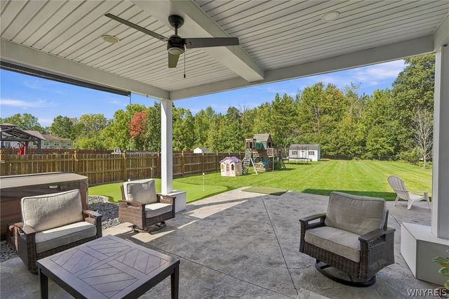 3777 Captains Way, Wheatfield, NY 14120