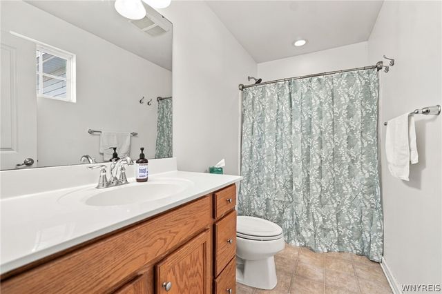 3777 Captains Way, Wheatfield, NY 14120