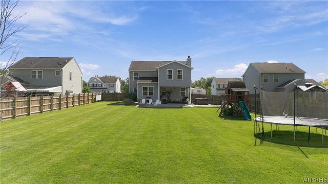 3777 Captains Way, Wheatfield, NY 14120
