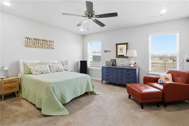 108 Phyllis Farm Road, Prairie Grove, AR 72753