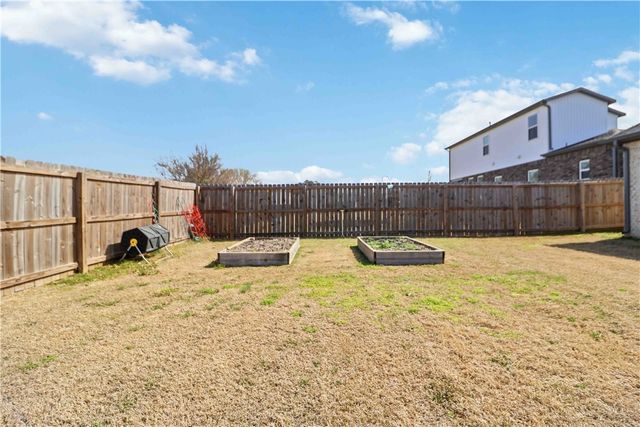 108 Phyllis Farm Road, Prairie Grove, AR 72753