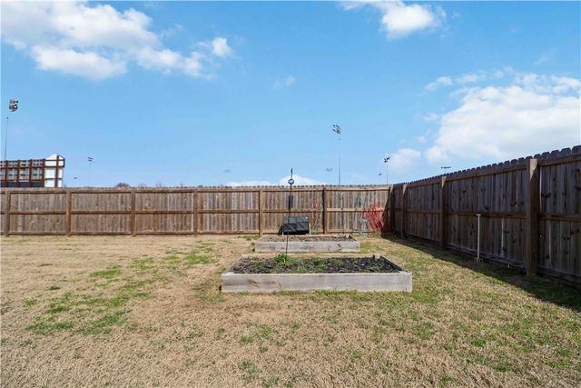 108 Phyllis Farm Road, Prairie Grove, AR 72753