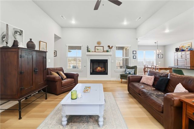 108 Phyllis Farm Road, Prairie Grove, AR 72753