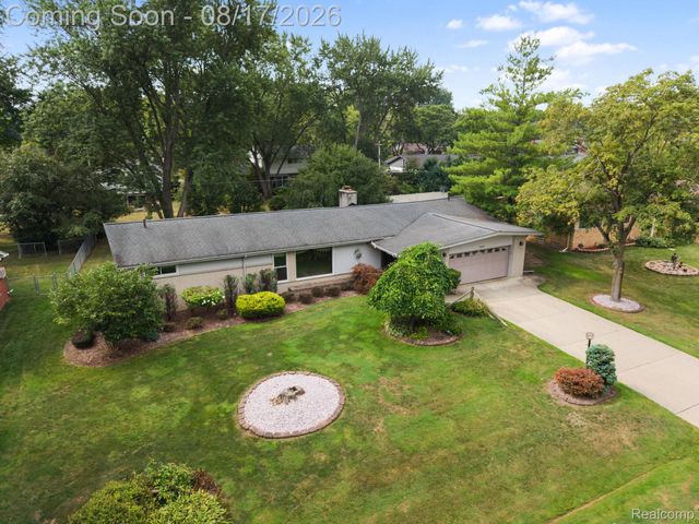 32547 Chesterbrook Street, Farmington Hills, MI 48334
