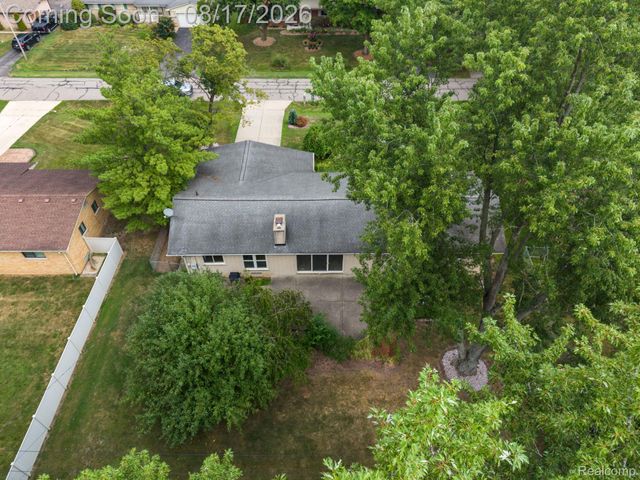 32547 Chesterbrook Street, Farmington Hills, MI 48334