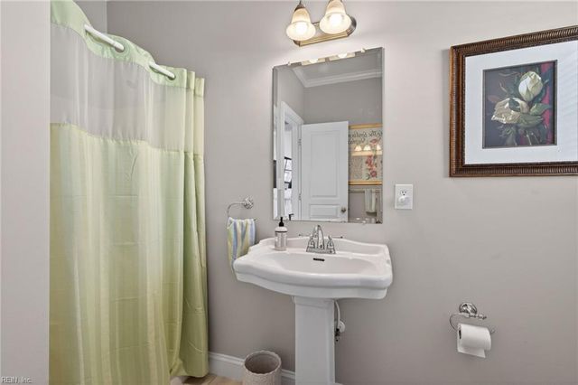 3326 Nansemond River DR, Suffolk, VA 23435