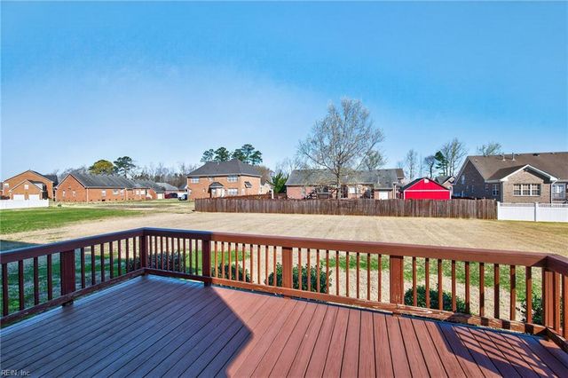 3326 Nansemond River DR, Suffolk, VA 23435