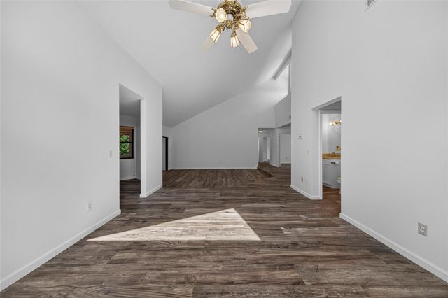 23203 L Ermitage Circle, Boca Raton, FL 33433