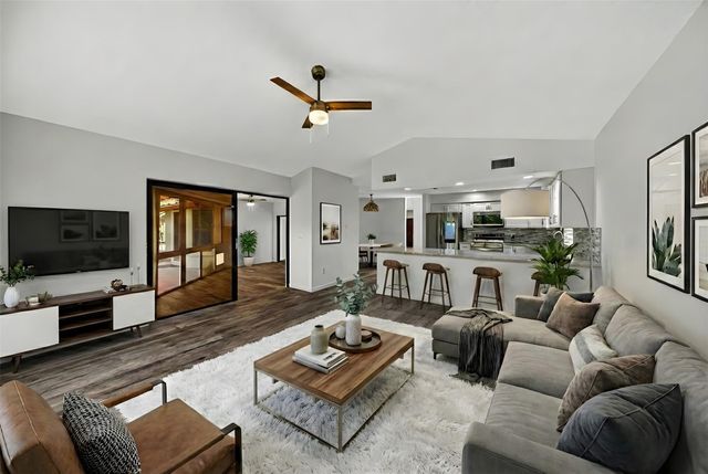 23203 L Ermitage Circle, Boca Raton, FL 33433