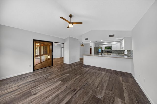 23203 L Ermitage Circle, Boca Raton, FL 33433