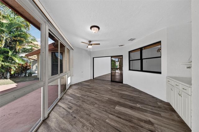 23203 L Ermitage Circle, Boca Raton, FL 33433