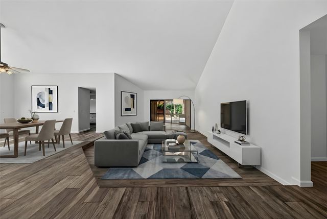 23203 L Ermitage Circle, Boca Raton, FL 33433