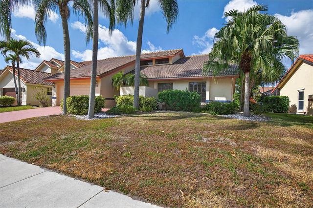 23203 L Ermitage Circle, Boca Raton, FL 33433