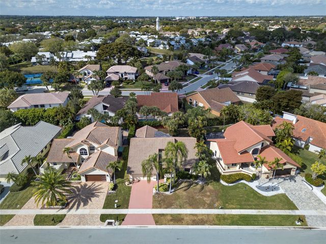 23203 L Ermitage Circle, Boca Raton, FL 33433