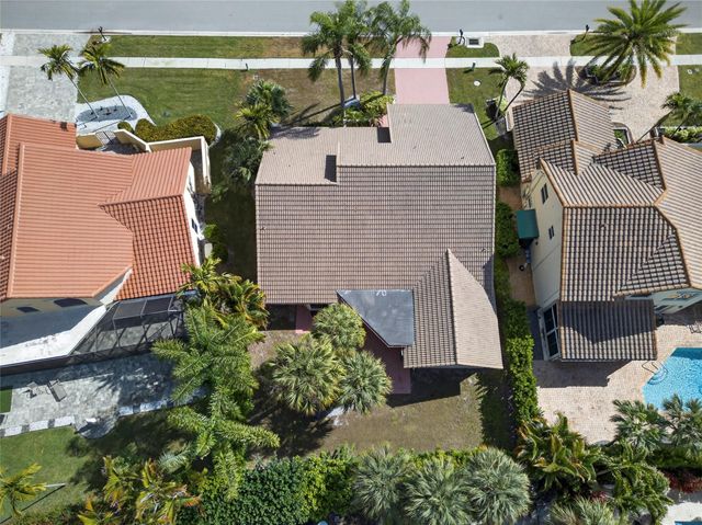 23203 L Ermitage Circle, Boca Raton, FL 33433
