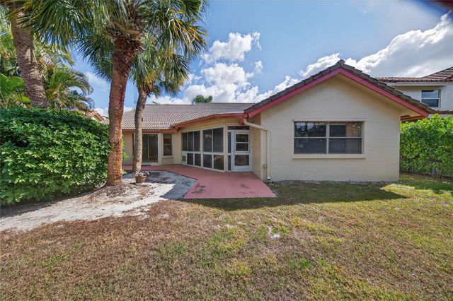 23203 L Ermitage Circle, Boca Raton, FL 33433