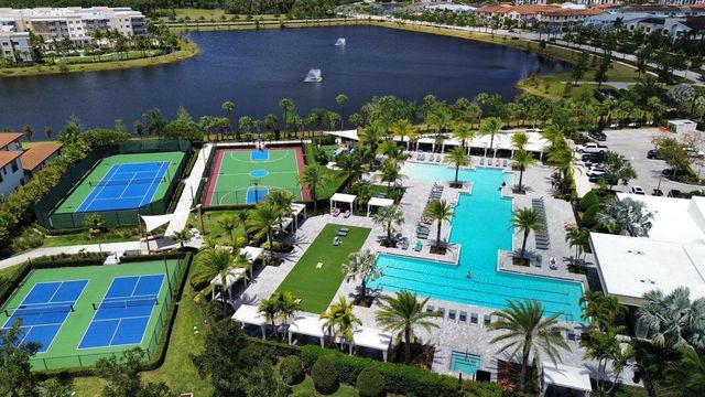 5412 Watts Terrace, Palm Beach Gardens, FL 33418