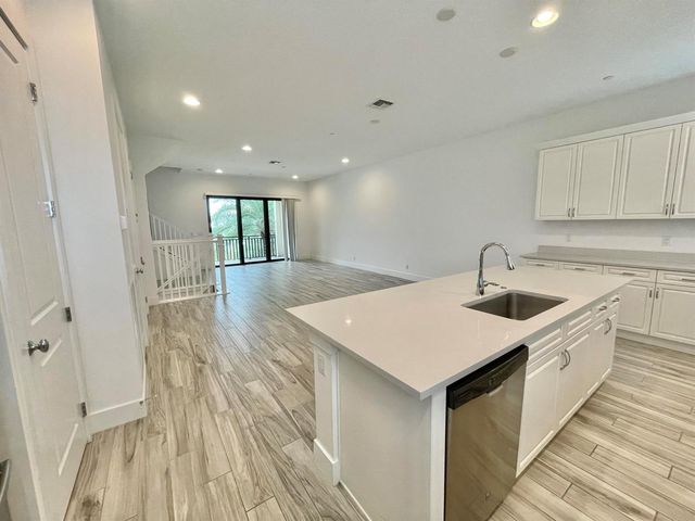 5412 Watts Terrace, Palm Beach Gardens, FL 33418