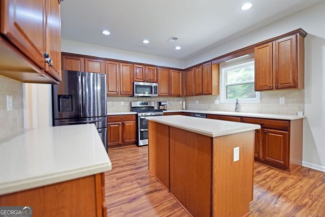 6015 Thrasher Court, Cumming, GA 30028