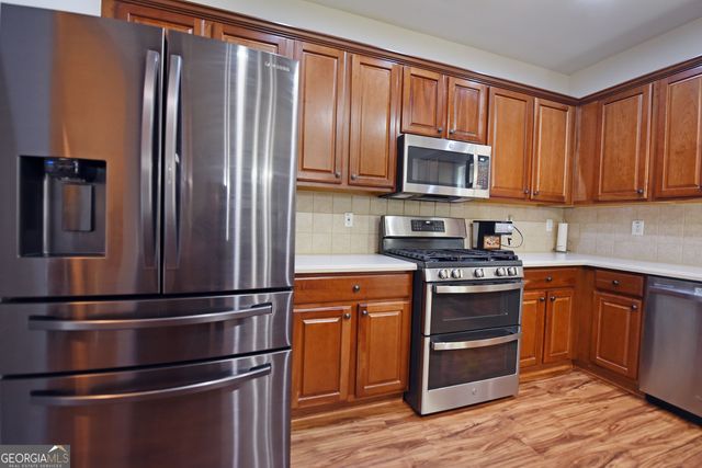 6015 Thrasher Court, Cumming, GA 30028