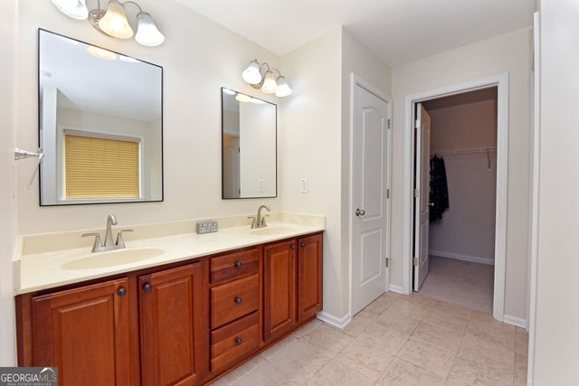 6015 Thrasher Court, Cumming, GA 30028