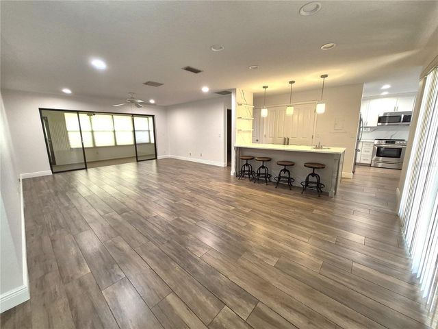 160 JOANNE PLACE, Oldsmar, FL 34677