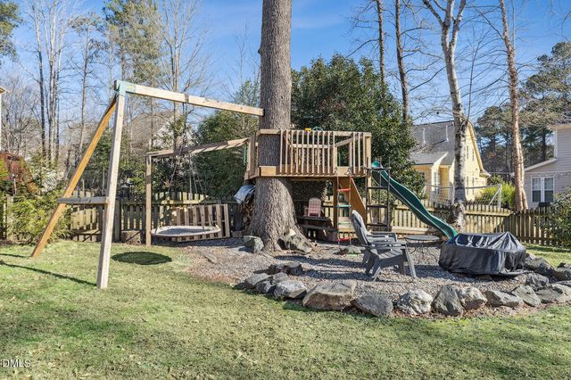 105 Arvida Crescent, Holly Springs, NC 27540