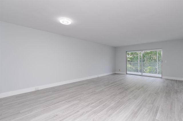 12600 SW 5th Court 408L, Pembroke Pines, FL 33027