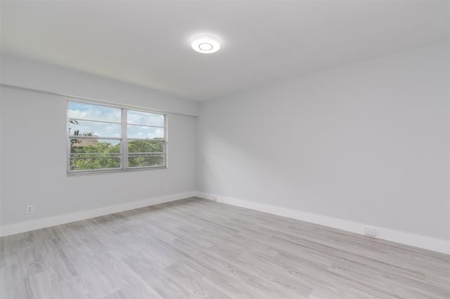 12600 SW 5th Court 408L, Pembroke Pines, FL 33027