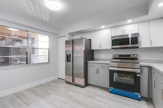 12600 SW 5th Court 408L, Pembroke Pines, FL 33027