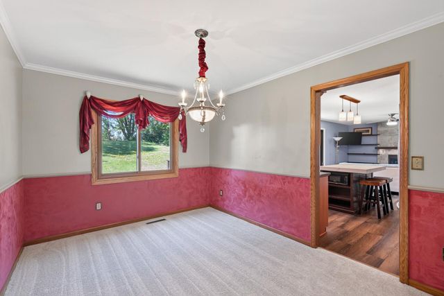 11005 45th Avenue N, Plymouth, MN 55442
