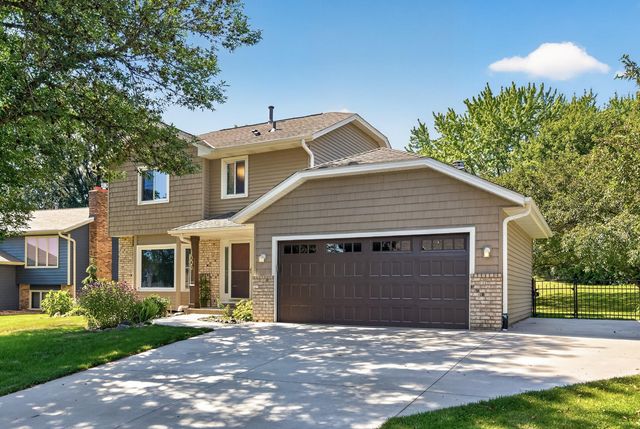 11005 45th Avenue N, Plymouth, MN 55442