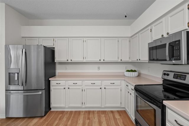 16215 HOYLAKE DRIVE, Odessa, FL 33556