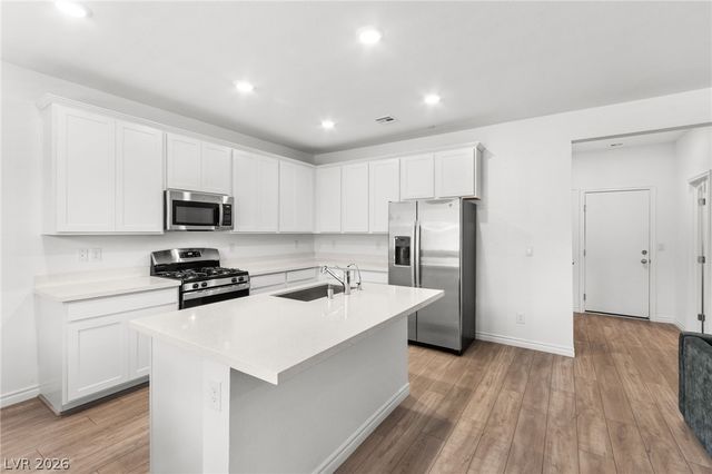 234 Walsh Peak Avenue, Henderson, NV 89015