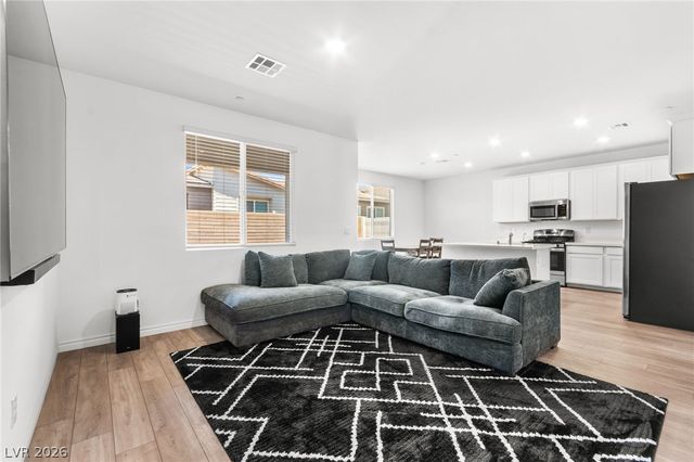 234 Walsh Peak Avenue, Henderson, NV 89015