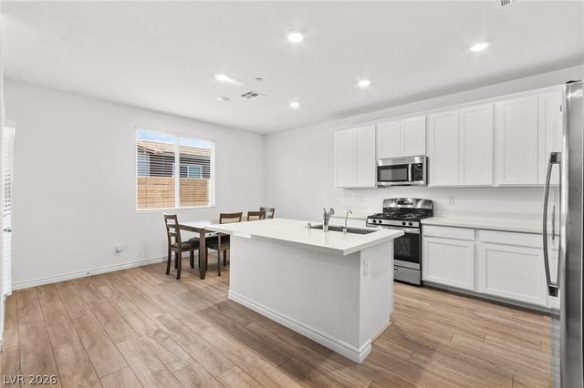 234 Walsh Peak Avenue, Henderson, NV 89015