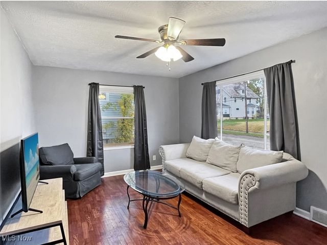 479 W High Street, Alliance, OH 44601