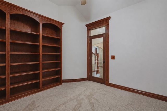 1101 Caines Hill Road, Edmond, OK 73034