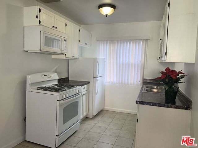 1330 S WILTON Place 9, Los Angeles, CA 90019