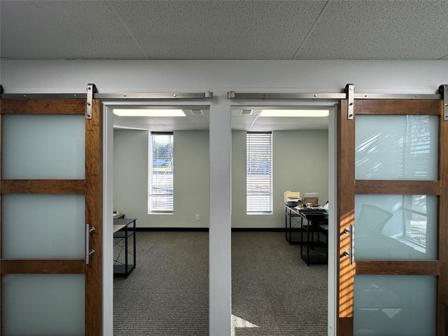 4925 Davis Boulevard private offices, North Richland Hills, TX 76180