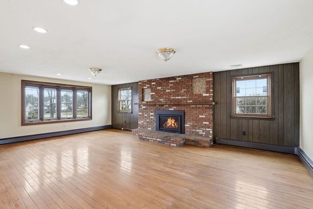 24 Portland Rd, Braintree, MA 02184