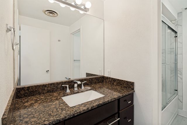 6211 W Northwest Highway 1004, Dallas, TX 75225