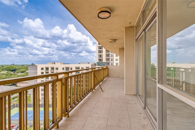 6211 W Northwest Highway 1004, Dallas, TX 75225