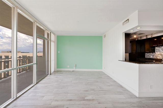 6211 W Northwest Highway 1004, Dallas, TX 75225