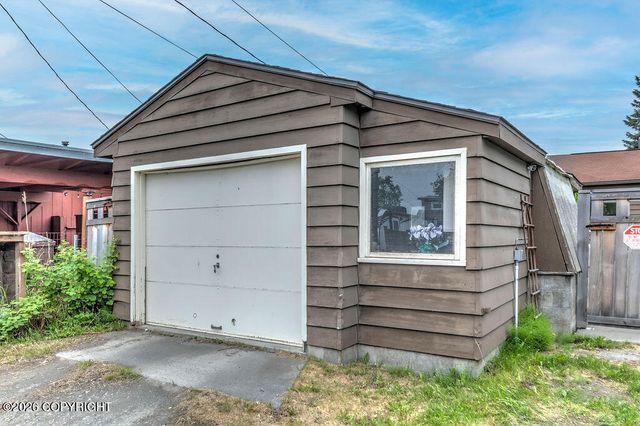 210 W 12th Avenue, Anchorage, AK 99501